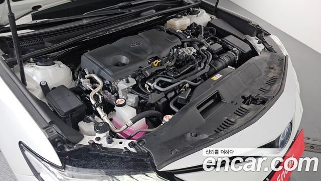 Toyota Camry (XV70) 2.5 XLE Hybrid 2024 — фото 6