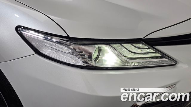 Toyota Camry (XV70) 2.5 XLE Hybrid 2024 — фото 22