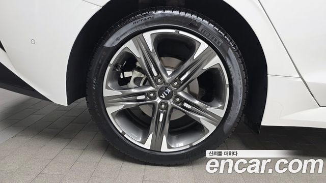 Kia K5 (III) 1.6 Turbo Signature 2021 — фото 5