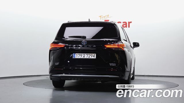 Toyota Sienna (IV) 2.5 Hybrid AWD 2023 — фото 4