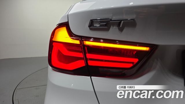 BMW 3 Series GT (F34) GT 320d 2020 — фото 29