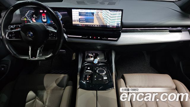BMW 5 Series (G60) 520i Special Edition 2024 — фото 7