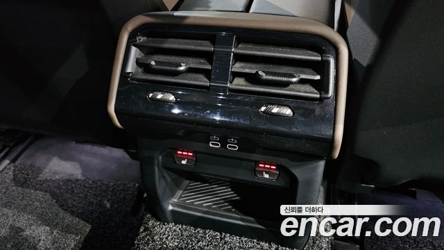 BMW 5 Series (G60) 520i Special Edition 2024 — фото 35