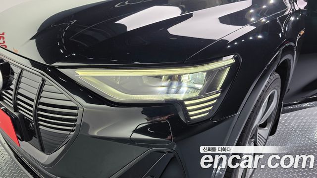 Audi e-tron 55 Quattro Sportback 2022 — фото 22