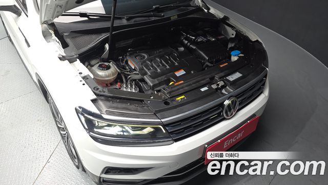 Volkswagen Tiguan Allspace 2.0 TDI Prestige 2018 — фото 6