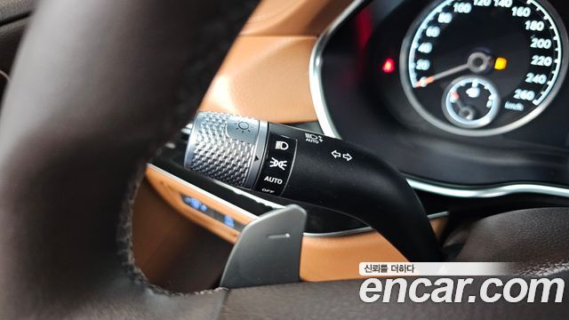 Genesis G80 (RG3) Gasoline 2.5 Turbo AWD 2022 — фото 17