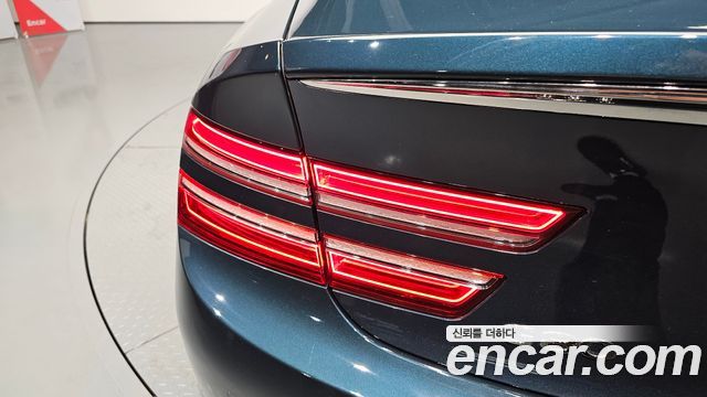 Genesis G80 (RG3) Gasoline 2.5 Turbo AWD 2022 — фото 23