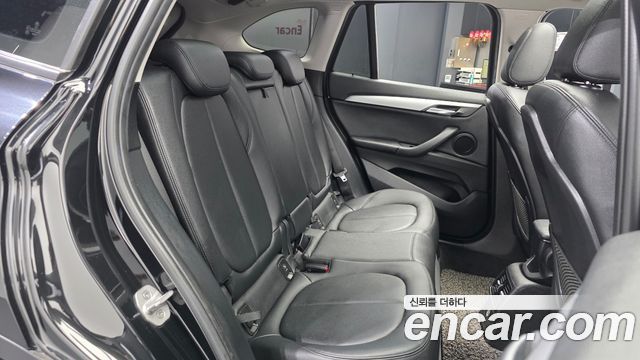 BMW X1 (F48) xDrive 18d 2017 — фото 12