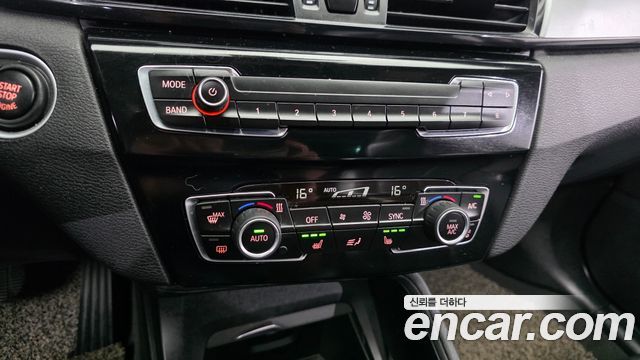 BMW X1 (F48) xDrive 18d 2017 — фото 16