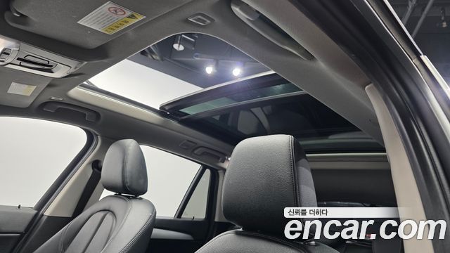 BMW X1 (F48) xDrive 18d 2017 — фото 19