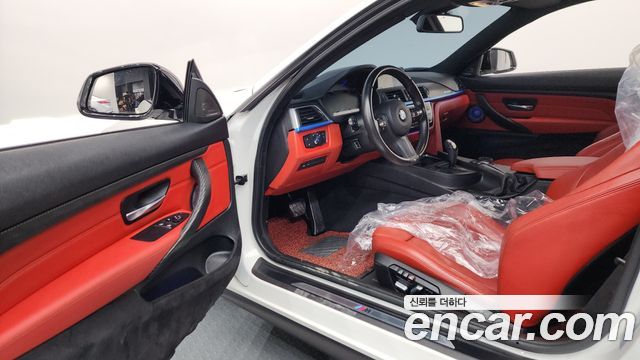 BMW 4 Series (F32) 430i M Sport Coupe 2018 — фото 10