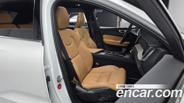 Volvo XC60 (II) T6 Inscription 2019 — фото 12