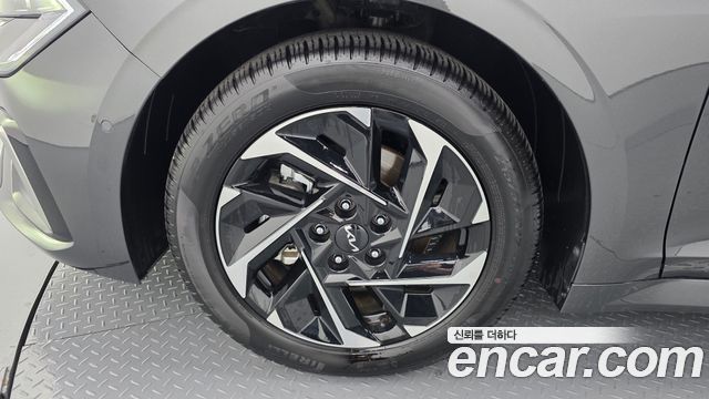 Kia K5 Hybrid (III) Signature 2025 — фото 5