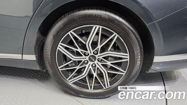 Genesis G90 (RS4) Gasoline 3.5 Turbo AWD 2023 — фото 5