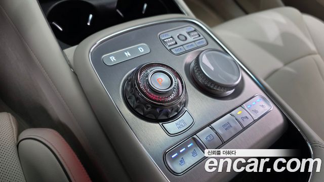 Genesis G90 (RS4) Gasoline 3.5 Turbo AWD 2023 — фото 9