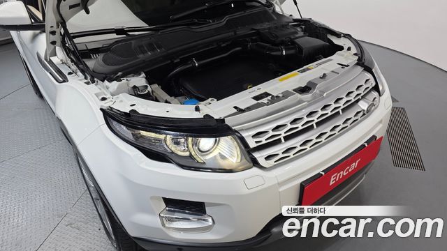 Land Rover Range Rover Evoque 2.2 SD4 Prestige 2015 — фото 6