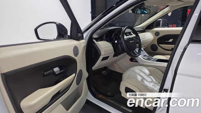 Land Rover Range Rover Evoque 2.2 SD4 Prestige 2015 — фото 10