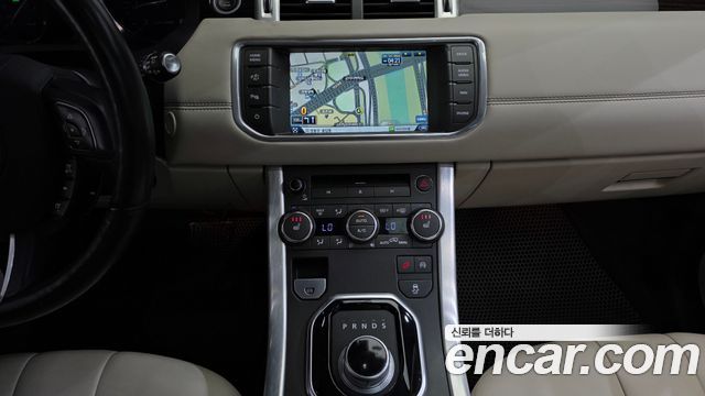 Land Rover Range Rover Evoque 2.2 SD4 Prestige 2015 — фото 14
