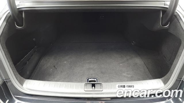 Genesis G90 (RS4) Gasoline 3.5 Turbo AWD 2022 — фото 20