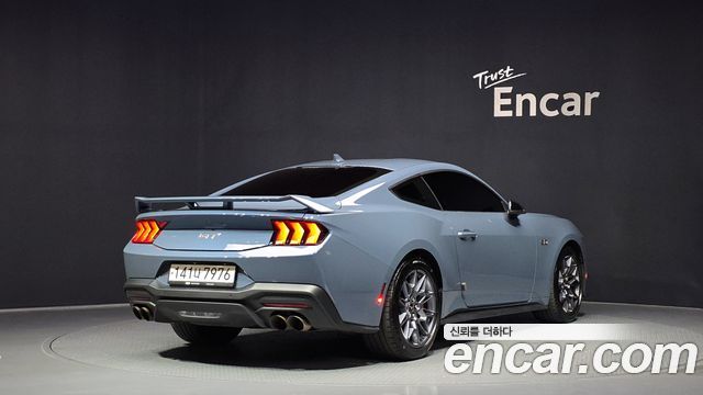 Ford Mustang (VII) 5.0 GT Premium Coupe 2024 — фото 2