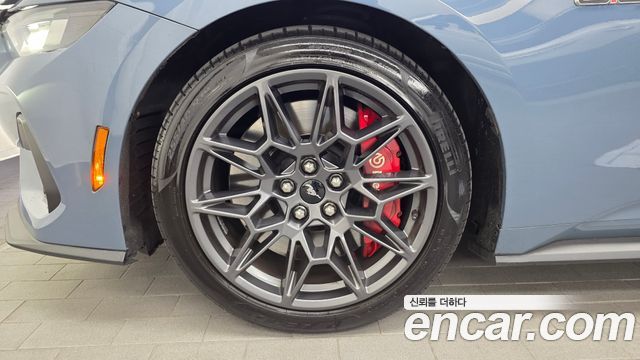 Ford Mustang (VII) 5.0 GT Premium Coupe 2024 — фото 5