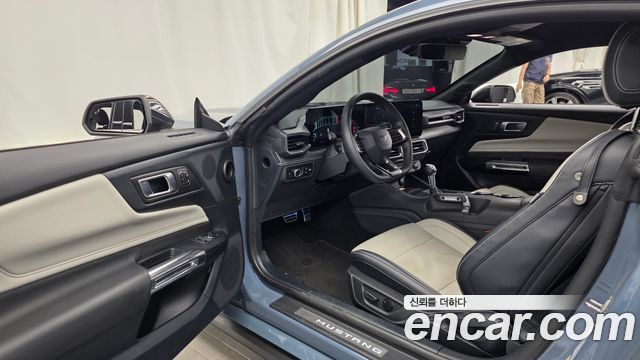 Ford Mustang (VII) 5.0 GT Premium Coupe 2024 — фото 10
