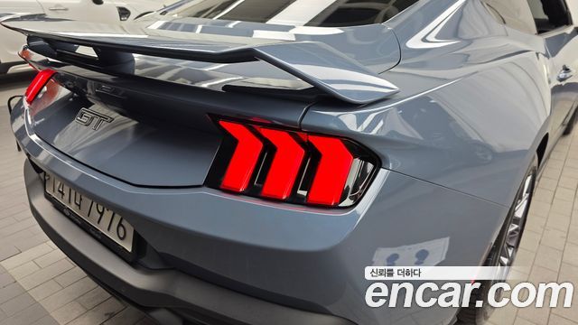 Ford Mustang (VII) 5.0 GT Premium Coupe 2024 — фото 23