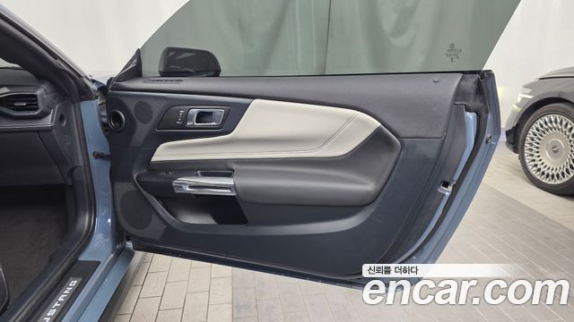 Ford Mustang (VII) 5.0 GT Premium Coupe 2024 — фото 25
