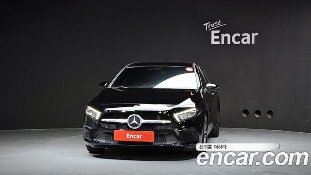 Mercedes-Benz A-Class (W177) A220 Hatchback 2021 — фото 3