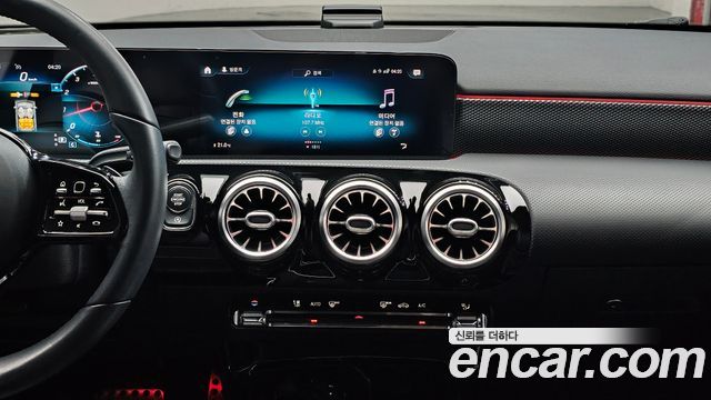 Mercedes-Benz A-Class (W177) A220 Hatchback 2021 — фото 18