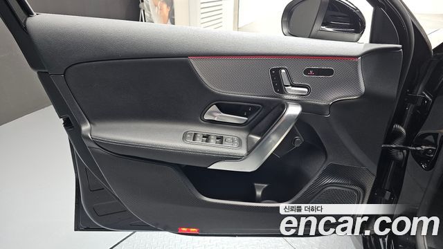 Mercedes-Benz A-Class (W177) A220 Hatchback 2021 — фото 30