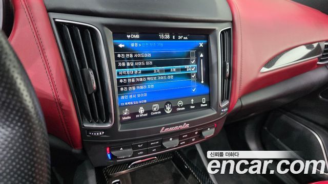 Maserati Levante 3.0 Diesel AWD 2017 — фото 15