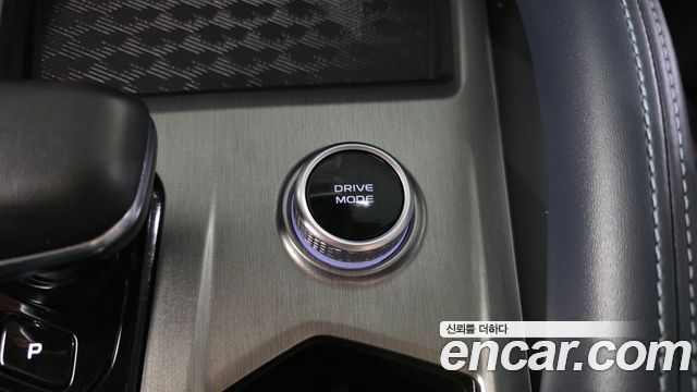 Renault Korea Grand Koleos 1.5 E-TECH Iconic 2WD 2025 — фото 31