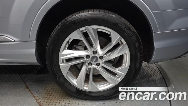 Audi Q7 (4M) 45 TDI Quattro Premium 2021 — фото 27