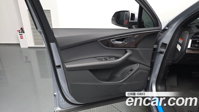 Audi Q7 (4M) 45 TDI Quattro Premium 2021 — фото 30