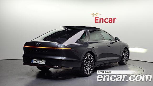 Hyundai Grandeur Hybrid (GN7) Calligraphy 2024 — фото 2
