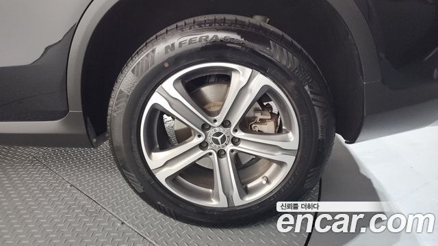 Mercedes-Benz GLC-Class (X253) GLC300 2019 — фото 21