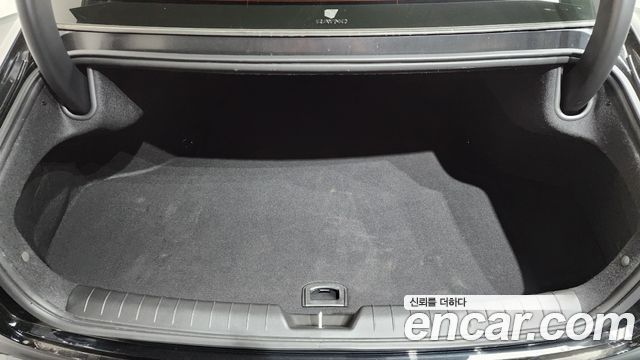 Hyundai Grandeur (GN7) 3.5 Gasoline 2WD Exclusive 2025 — фото 20