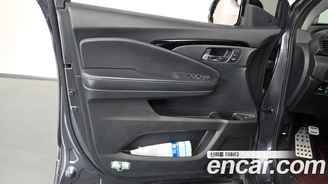 Honda Pilot (III) 3.5 Elite 2019 — фото 24