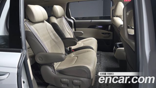Kia Carnival (IV) Diesel 7-Seater Signature 2022 — фото 12