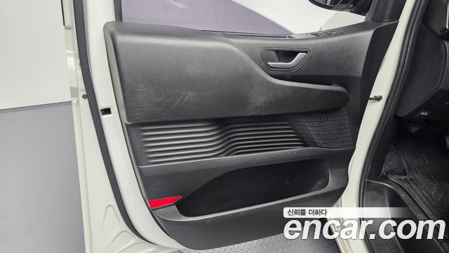 Hyundai Staria Cargo 3-Seater Modern 2022 — фото 24