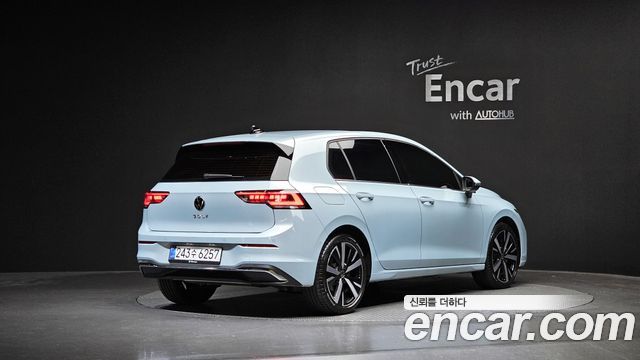 Volkswagen Golf (VIII) 2.0 TDI Prestige 2025 — фото 2