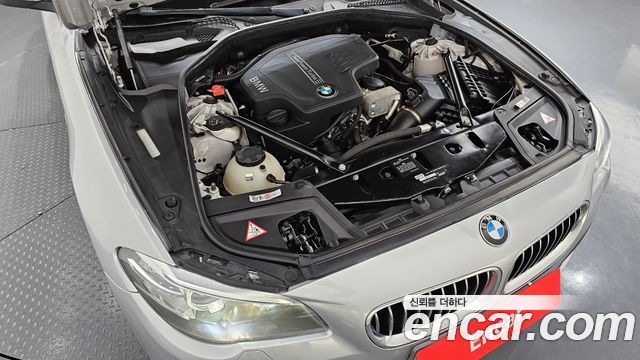 BMW 5 Series (F10) 528i 2014 — фото 6