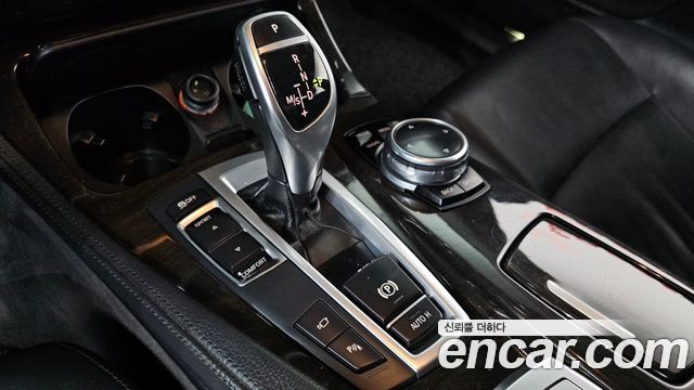 BMW 5 Series (F10) 528i 2014 — фото 9