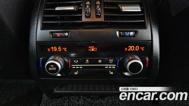 BMW 5 Series (F10) 528i 2014 — фото 18