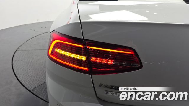 Volkswagen Passat GT (B8) 2.0 TDI 4Motion Prestige 2018 — фото 23