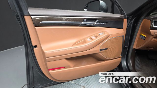 Genesis G90 3.8 Luxury 2020 — фото 30