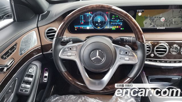 Mercedes-Benz S-Class (W222) S560eL 2020 — фото 13
