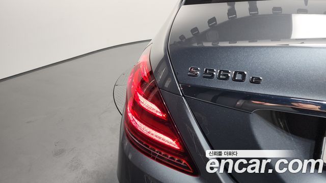 Mercedes-Benz S-Class (W222) S560eL 2020 — фото 23