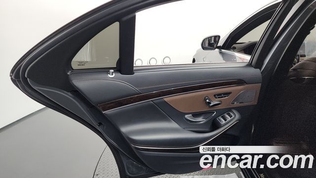 Mercedes-Benz S-Class (W222) S560eL 2020 — фото 25